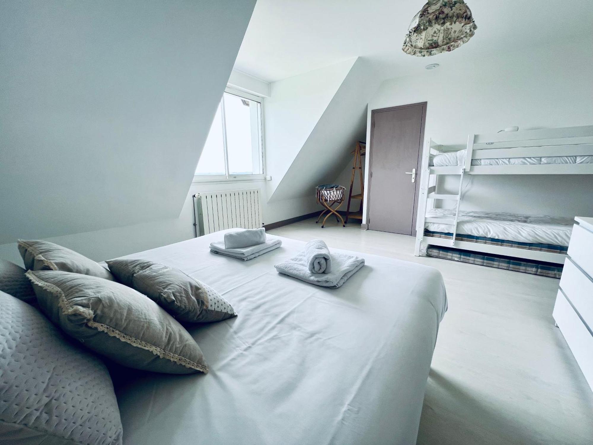 Le Manamour, Style Appart Hotel A 10 Min De Nevers Garchizy Exterior photo