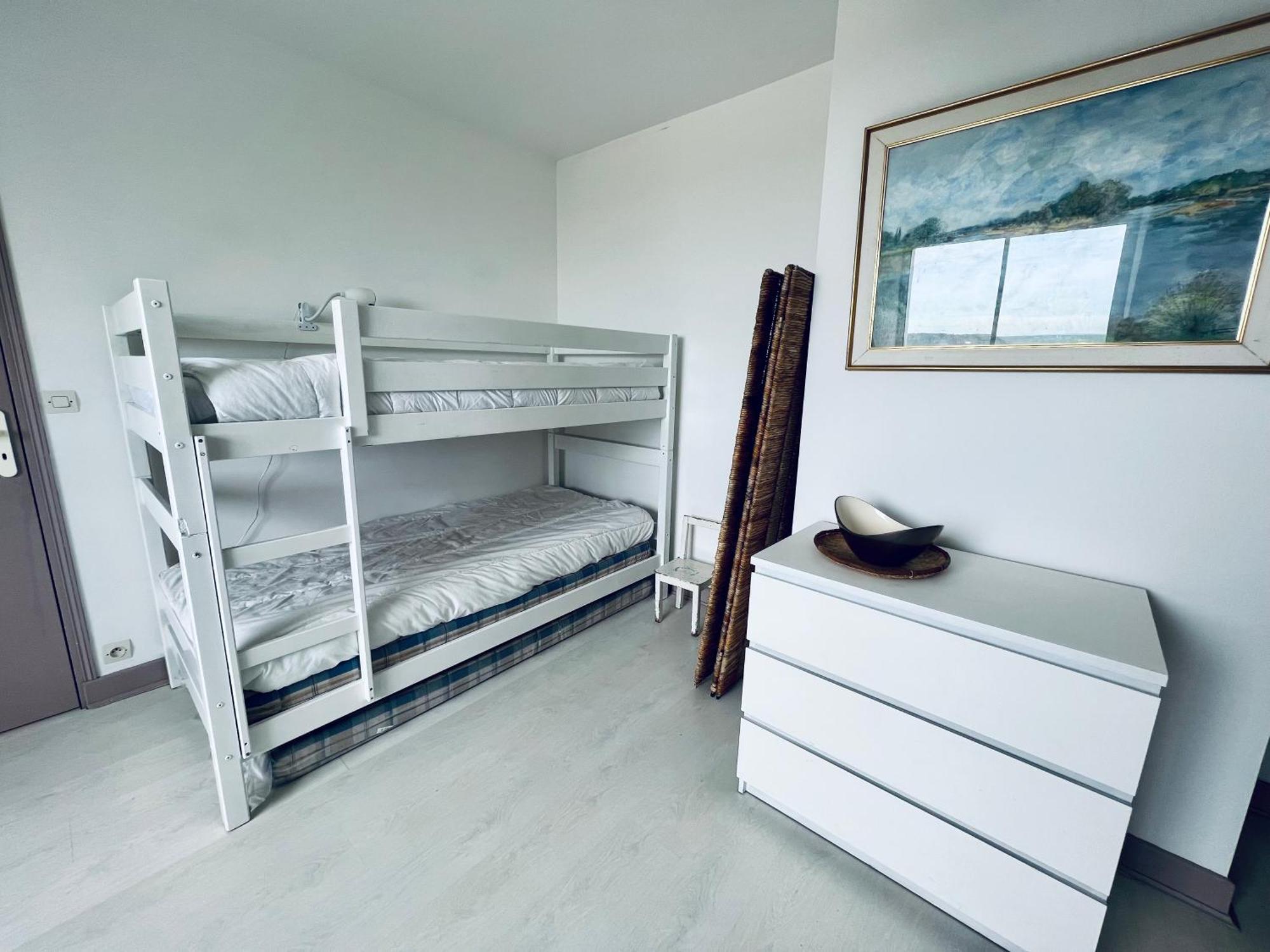 Le Manamour, Style Appart Hotel A 10 Min De Nevers Garchizy Exterior photo